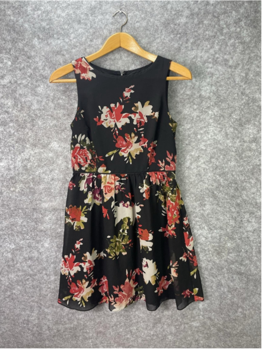 LOFT Dress Womens 8 Black Floral Sleeveless Fit Flare Chiffon Lined Mini Party